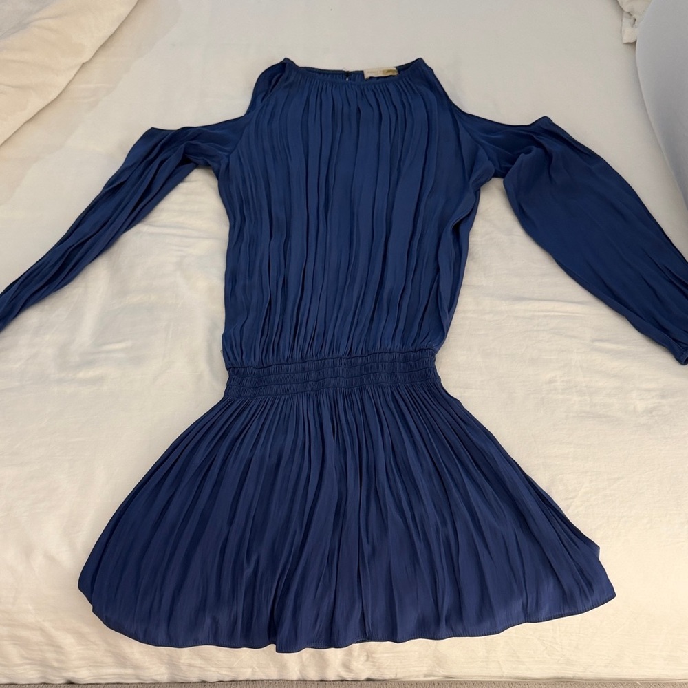 Ramy BrookWomen’s Blue Pleated Long Sleeve cold Shoulder Dress
